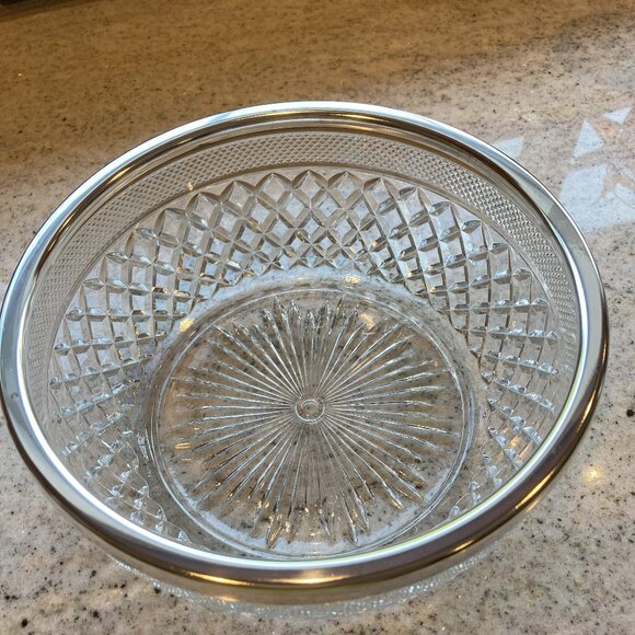 Anchor Hocking - silver rimmed serving bowl  Wexford pattern - Picture 1 of 10